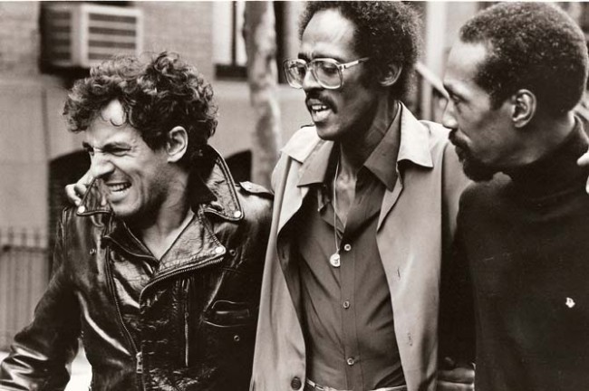 Bruce Springsteen with David Ruffin and Eddie Kendricks of The Temptations, filming the "Sun City" video in 1985.