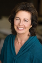 Italian Americans Who Fought for Justice - RoseAnne DeMoro | Zinn Education Project: Teaching People's History
